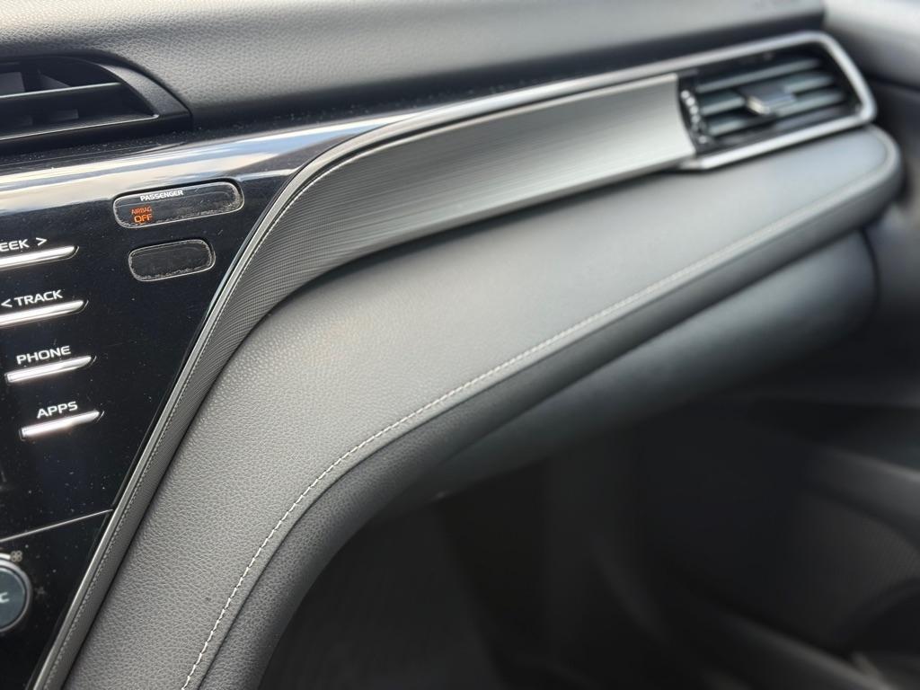Toyota Camry XLE Auto (Natl) 2019