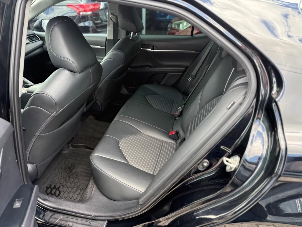 Toyota Camry XLE Auto (Natl) 2019