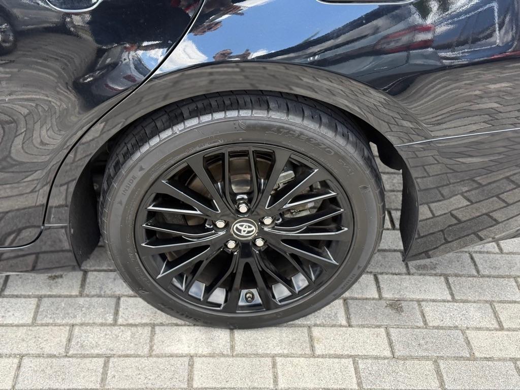 Toyota Camry XLE Auto (Natl) 2019