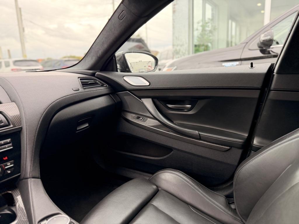 BMW M6 4dr Gran Cpe 2015