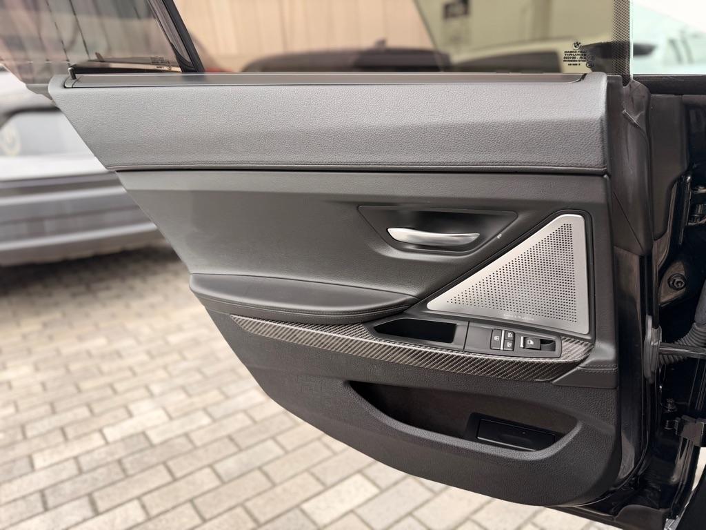 BMW M6 4dr Gran Cpe 2015