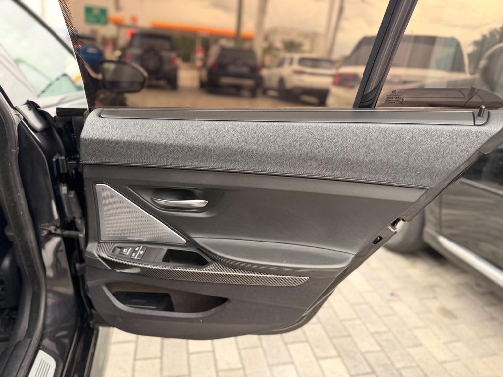 BMW M6 4dr Gran Cpe 2015