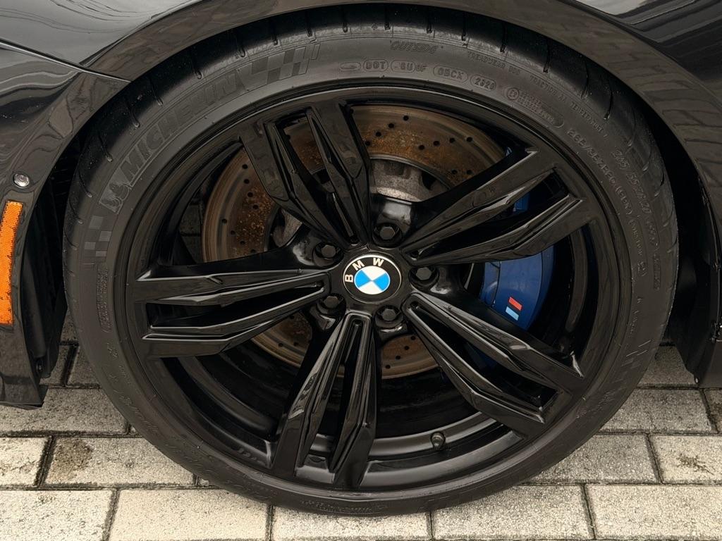 BMW M6 4dr Gran Cpe 2015