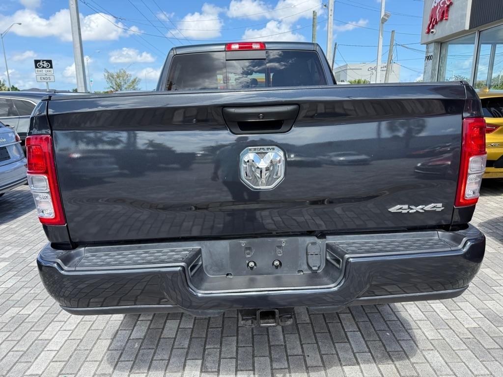 RAM 2500 Tradesman 4x4 Crew Cab 6'4" Box 2020