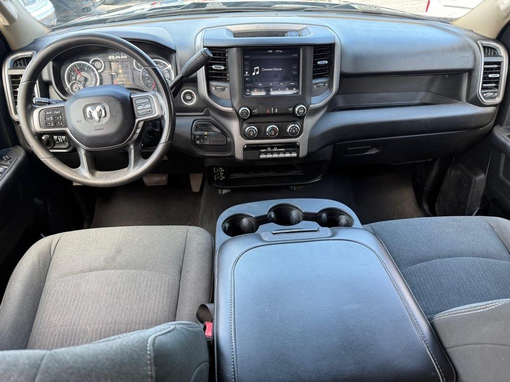 RAM 2500 Tradesman 4x4 Crew Cab 6'4" Box 2020