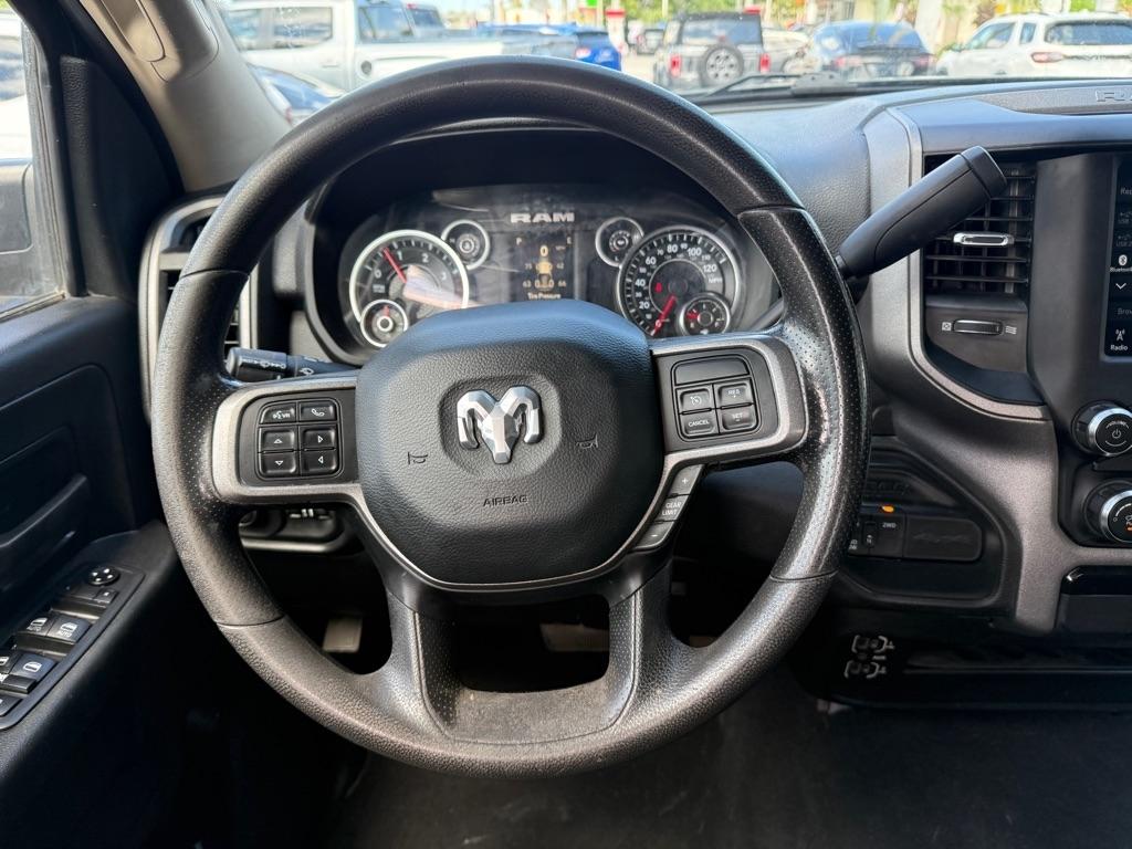 RAM 2500 Tradesman 4x4 Crew Cab 6'4" Box 2020