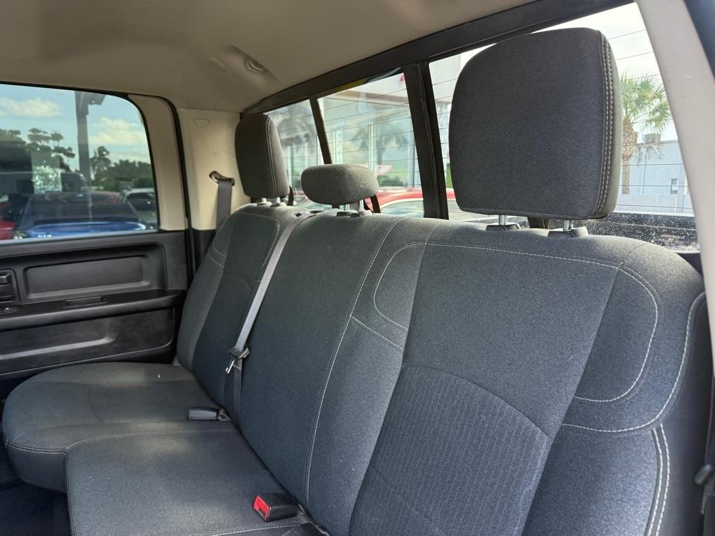 RAM 2500 Tradesman 4x4 Crew Cab 6'4" Box 2020