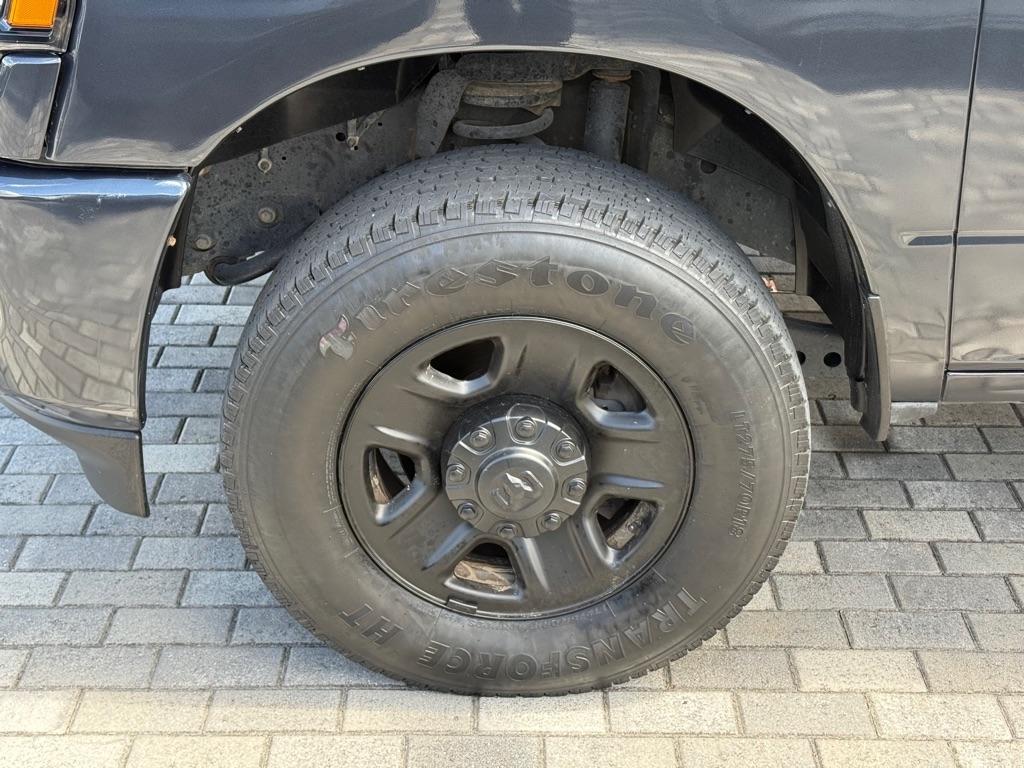RAM 2500 Tradesman 4x4 Crew Cab 6'4" Box 2020