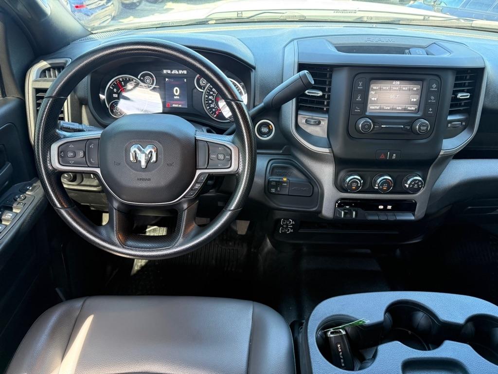 RAM 2500 Tradesman 4x4 Crew Cab 6'4" Box 2024