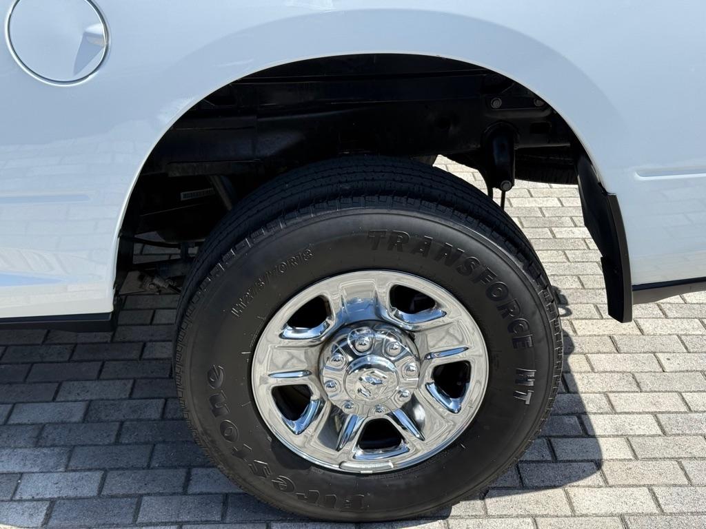 RAM 2500 Tradesman 4x4 Crew Cab 6'4" Box 2024