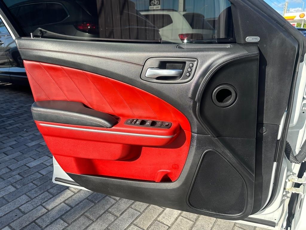Dodge Charger Scat Pack Widebody RWD 2021
