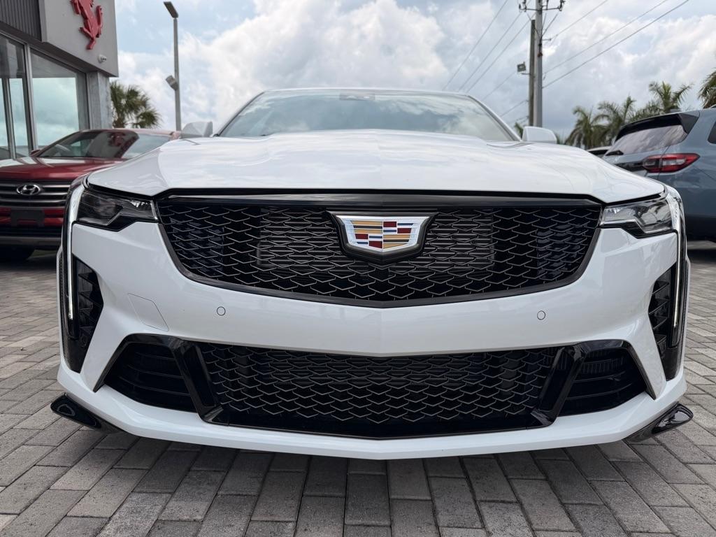 Cadillac CT4-V 4dr Sdn Blackwing 2023