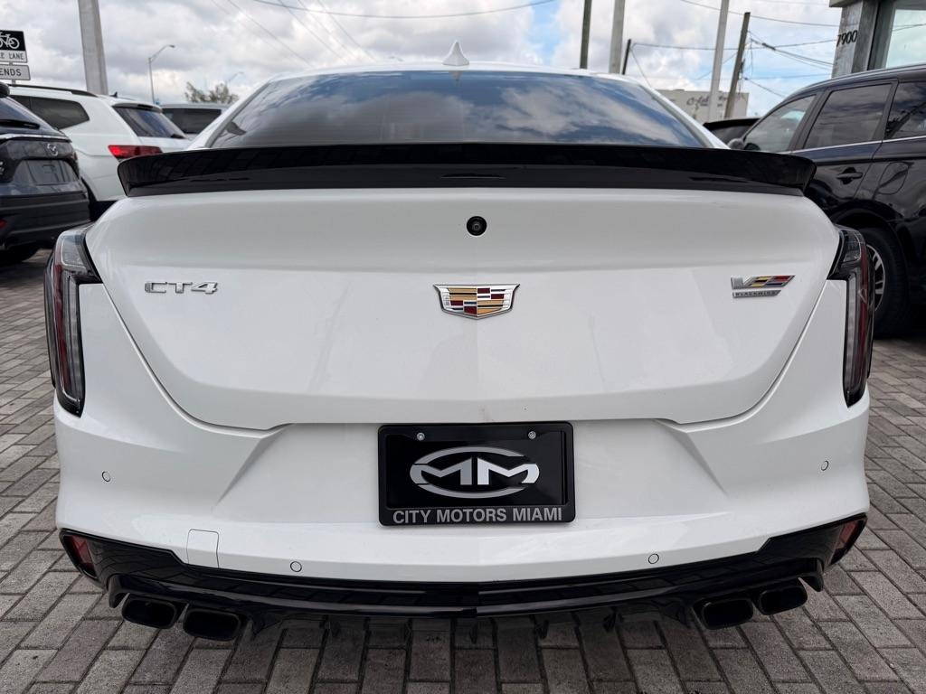 Cadillac CT4-V 4dr Sdn Blackwing 2023