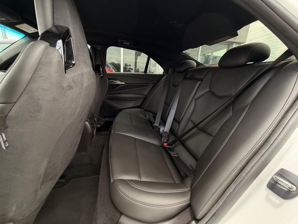 Cadillac CT4-V 4dr Sdn Blackwing 2023