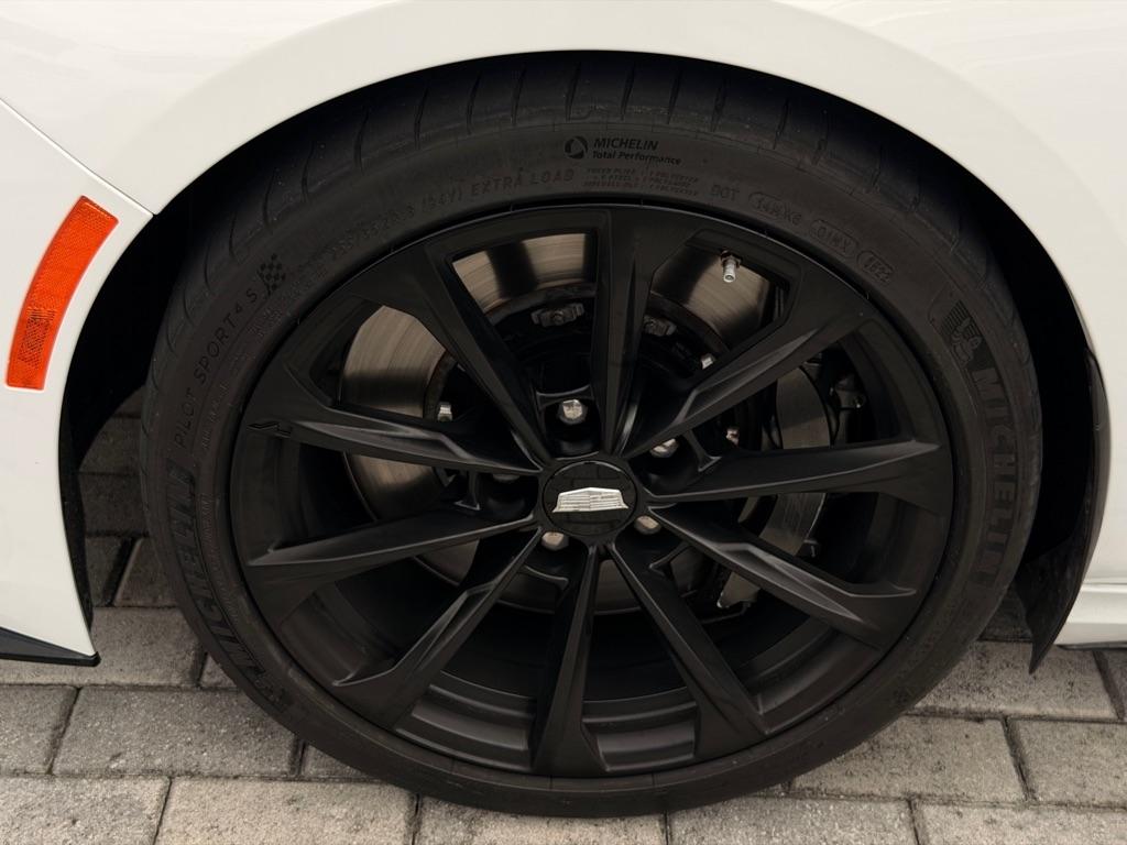 Cadillac CT4-V 4dr Sdn Blackwing 2023