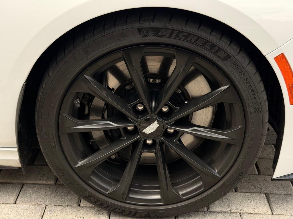 Cadillac CT4-V 4dr Sdn Blackwing 2023