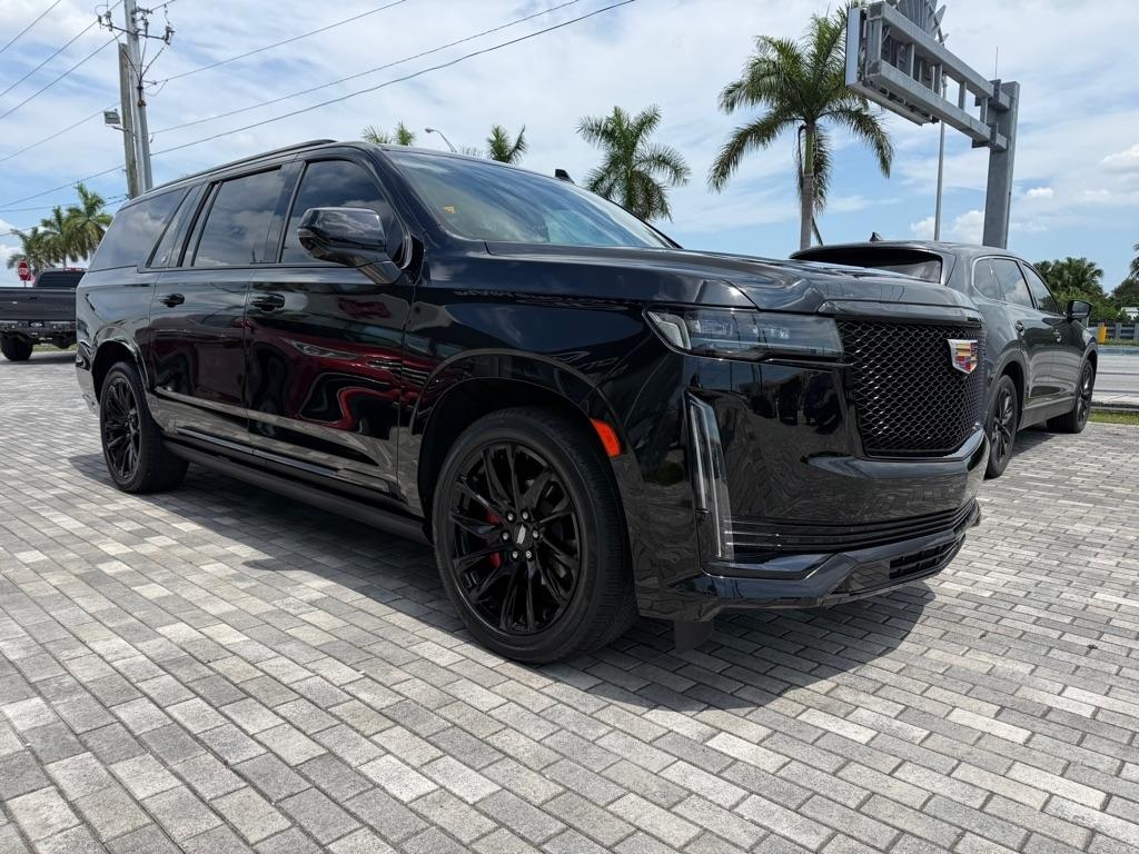 2022 Cadillac Escalade ESV 4WD 4dr Sport