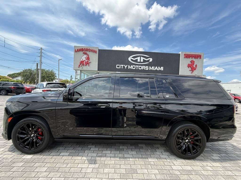 Cadillac Escalade ESV 4WD 4dr Sport 2022