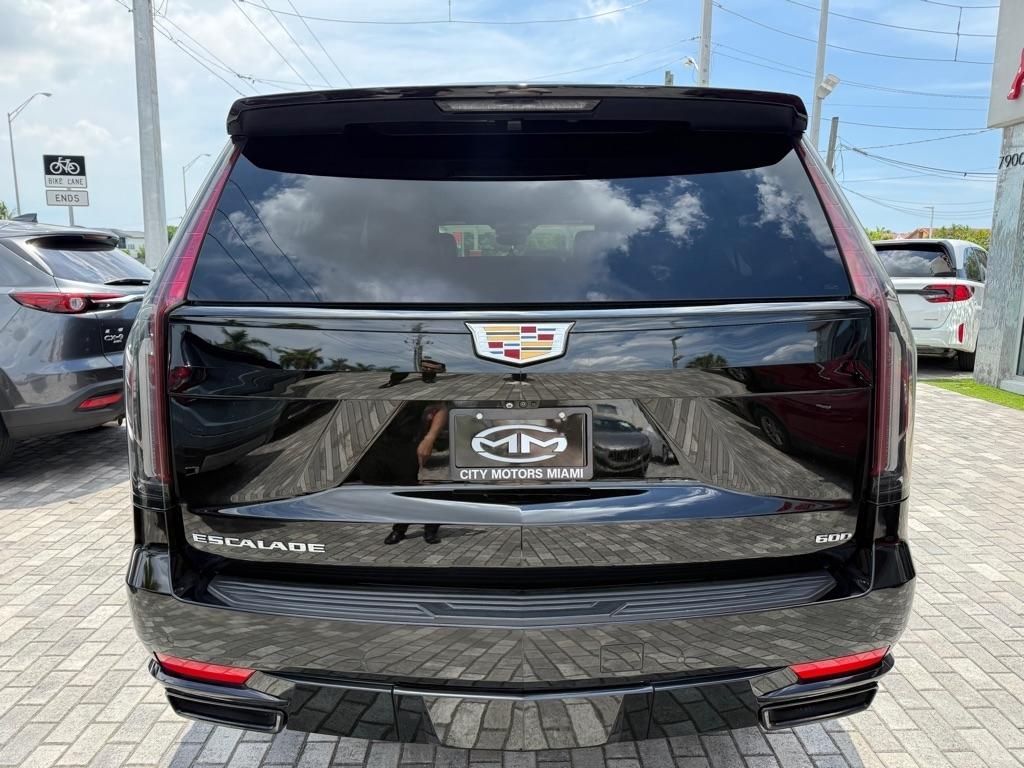 Cadillac Escalade ESV 4WD 4dr Sport 2022