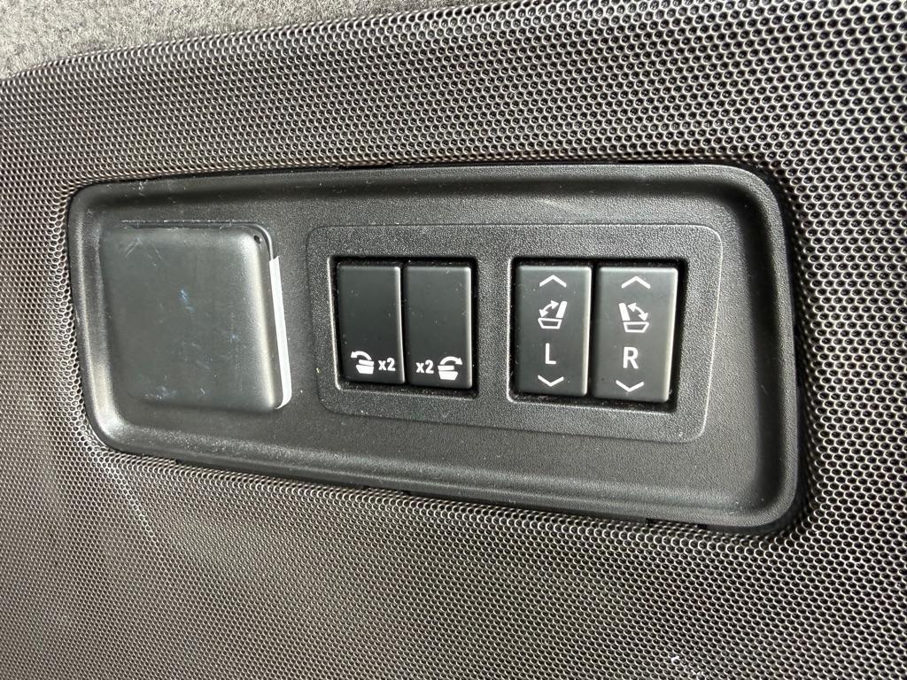 Cadillac Escalade ESV 4WD 4dr Sport 2022