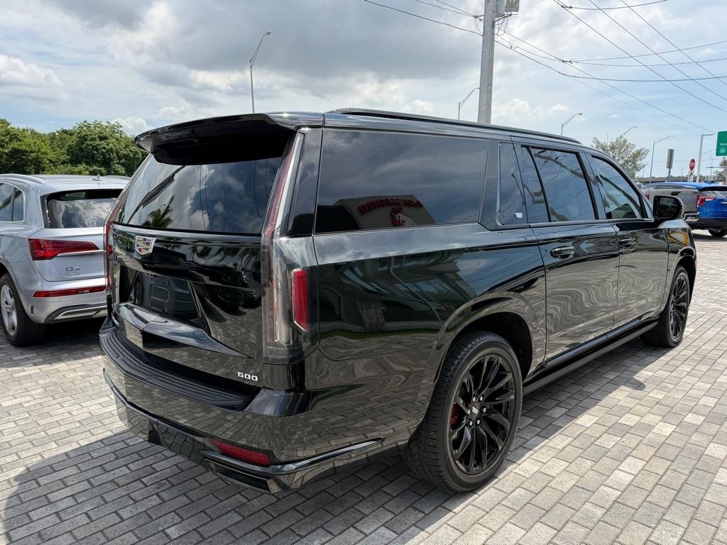 Cadillac Escalade ESV 4WD 4dr Sport 2022