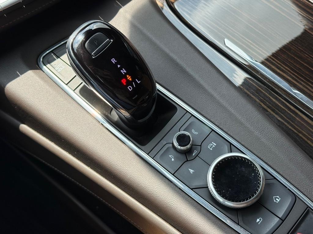 Cadillac Escalade ESV 4WD 4dr Sport 2022