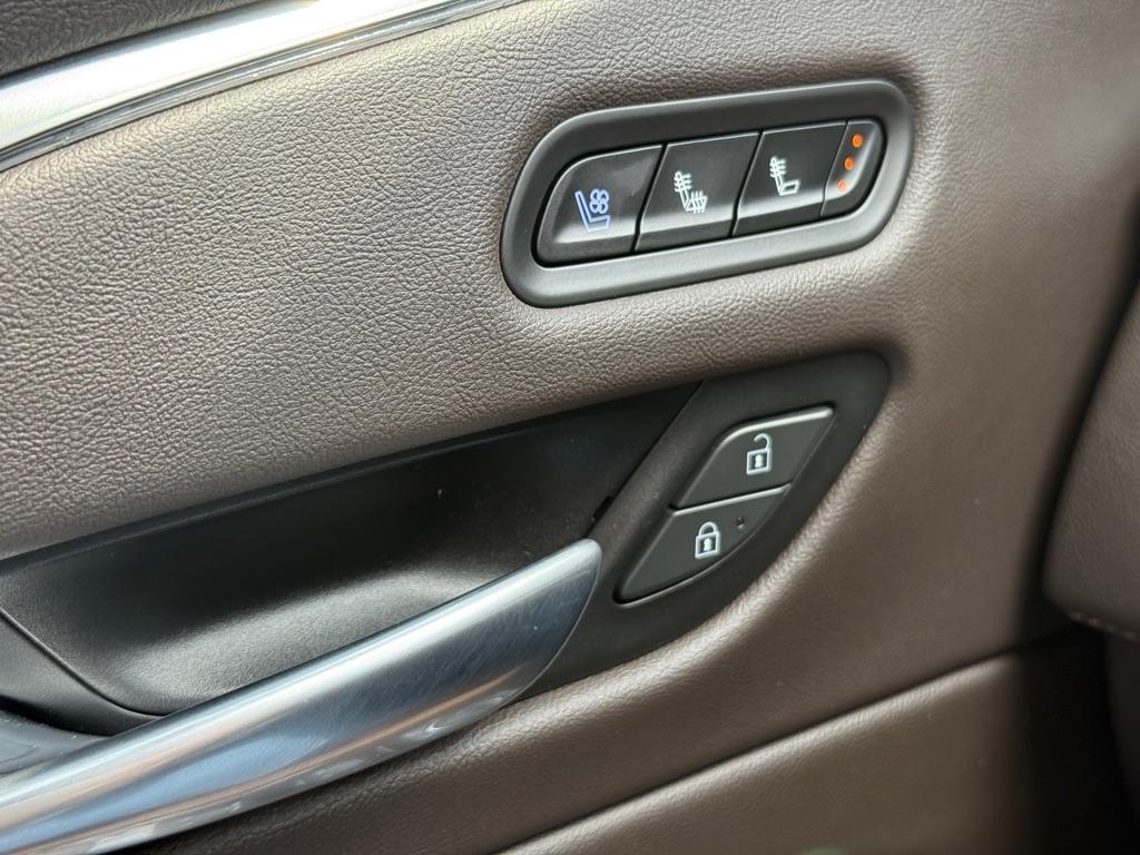 Cadillac Escalade ESV 4WD 4dr Sport 2022