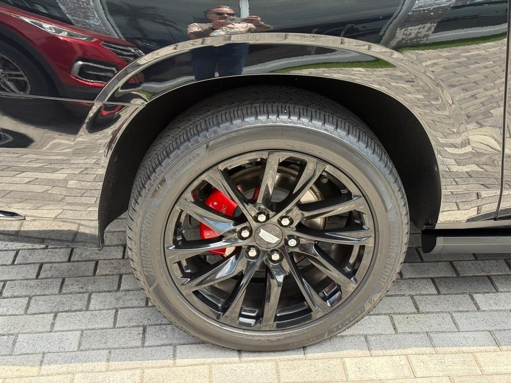 Cadillac Escalade ESV 4WD 4dr Sport 2022