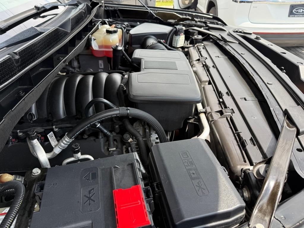 Cadillac Escalade ESV 4WD 4dr Sport 2022