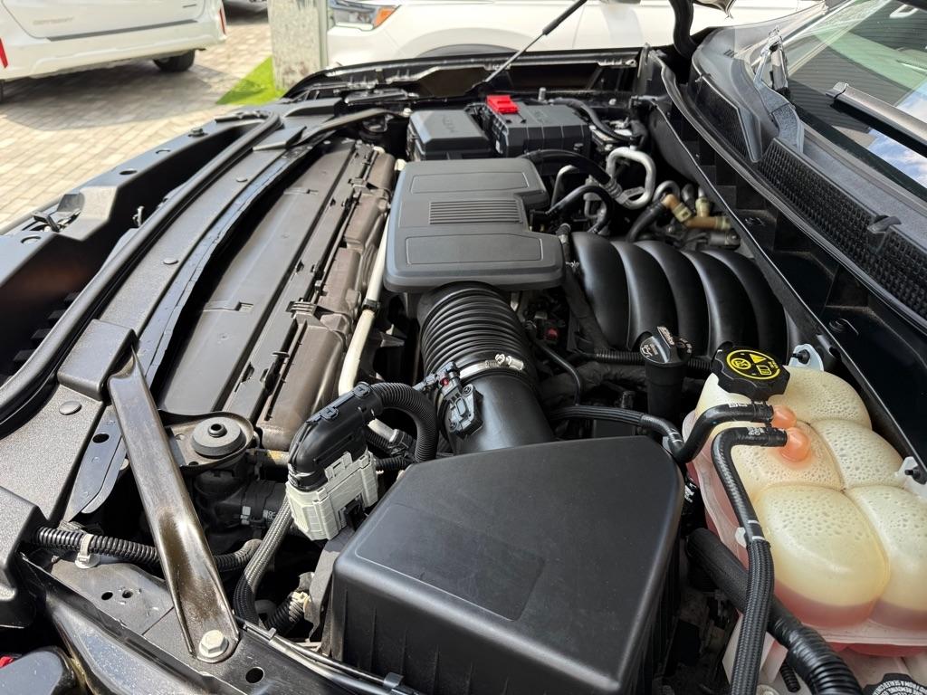 Cadillac Escalade ESV 4WD 4dr Sport 2022