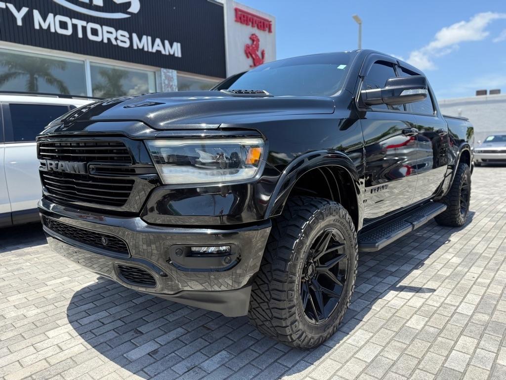 RAM 1500 Laramie 4x4 Crew Cab 5'7" Box 2022