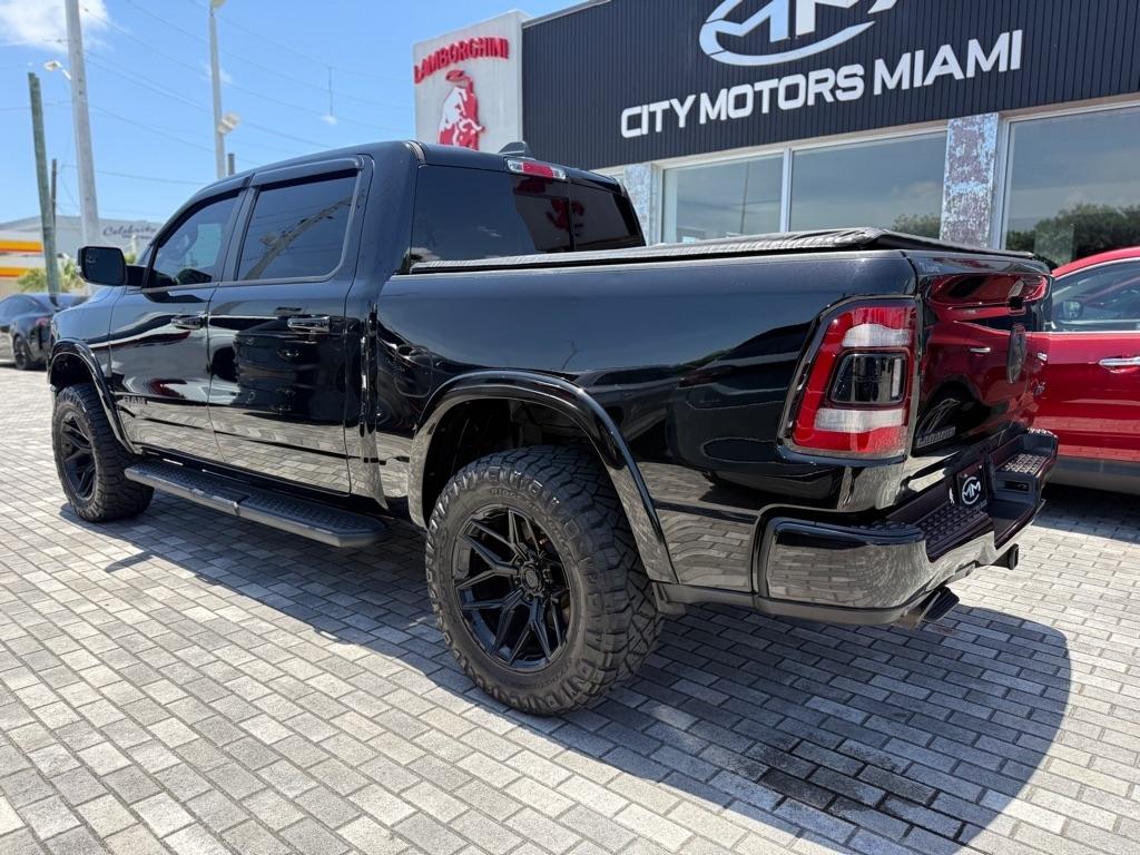 RAM 1500 Laramie 4x4 Crew Cab 5'7" Box 2022