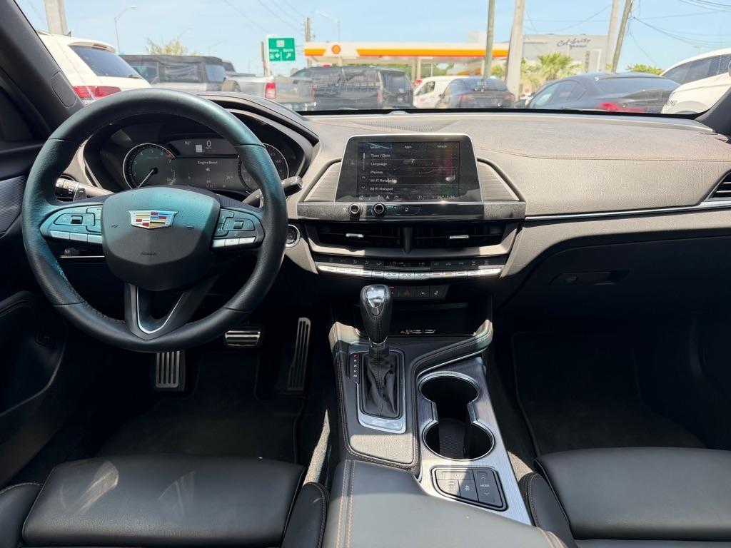 Cadillac CT4 4dr Sdn Sport 2025