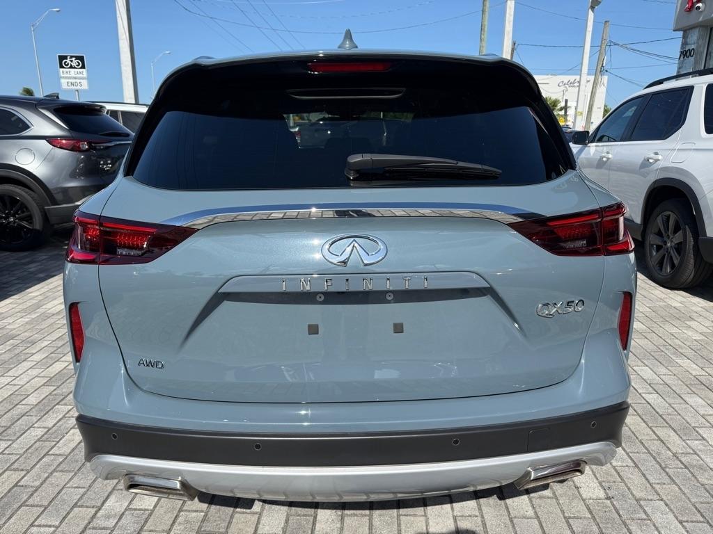 Infiniti QX50 LUXE AWD 2024