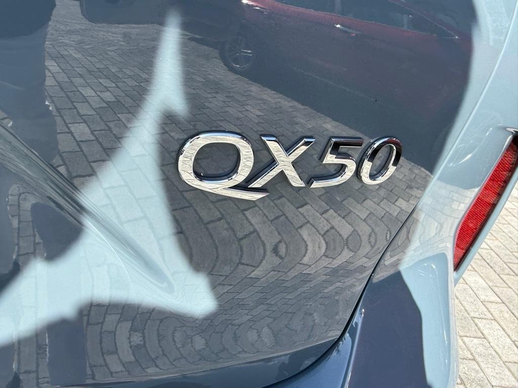 Infiniti QX50 LUXE AWD 2024