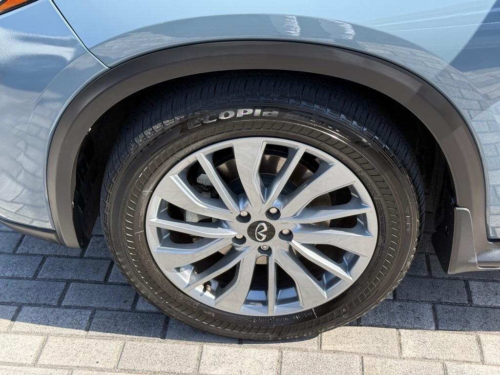 Infiniti QX50 LUXE AWD 2024
