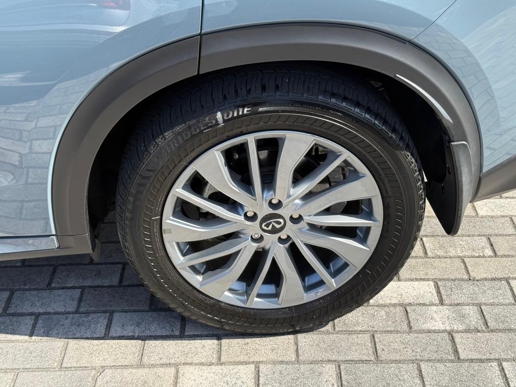 Infiniti QX50 LUXE AWD 2024