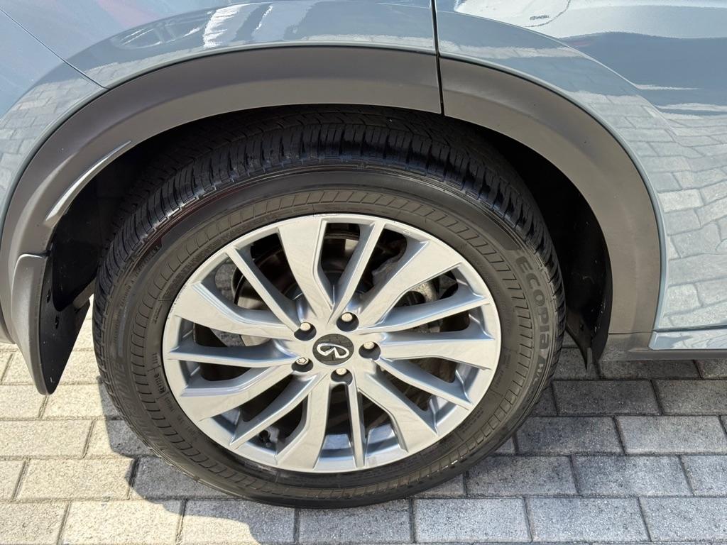 Infiniti QX50 LUXE AWD 2024