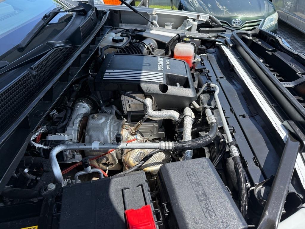 GMC Sierra 1500 4WD Crew Cab 147" Denali 2023