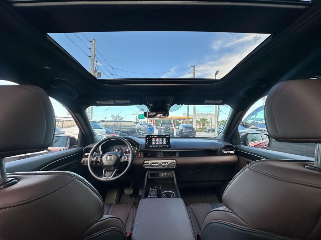 Honda Pilot Elite AWD 2025