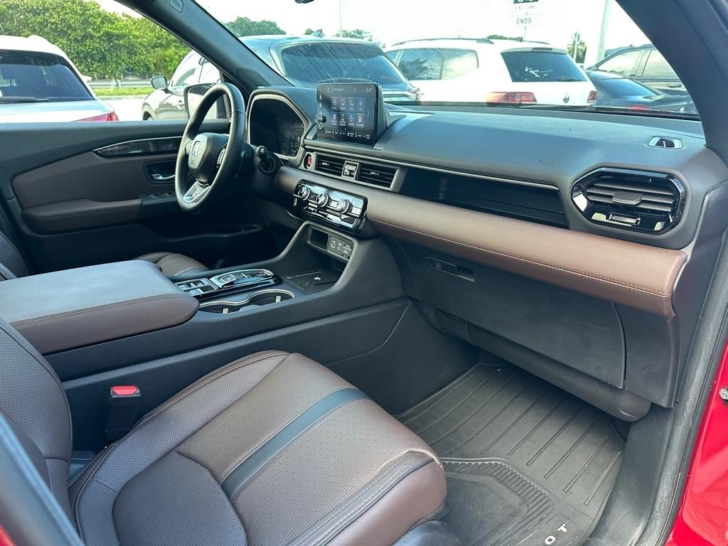Honda Pilot Elite AWD 2025