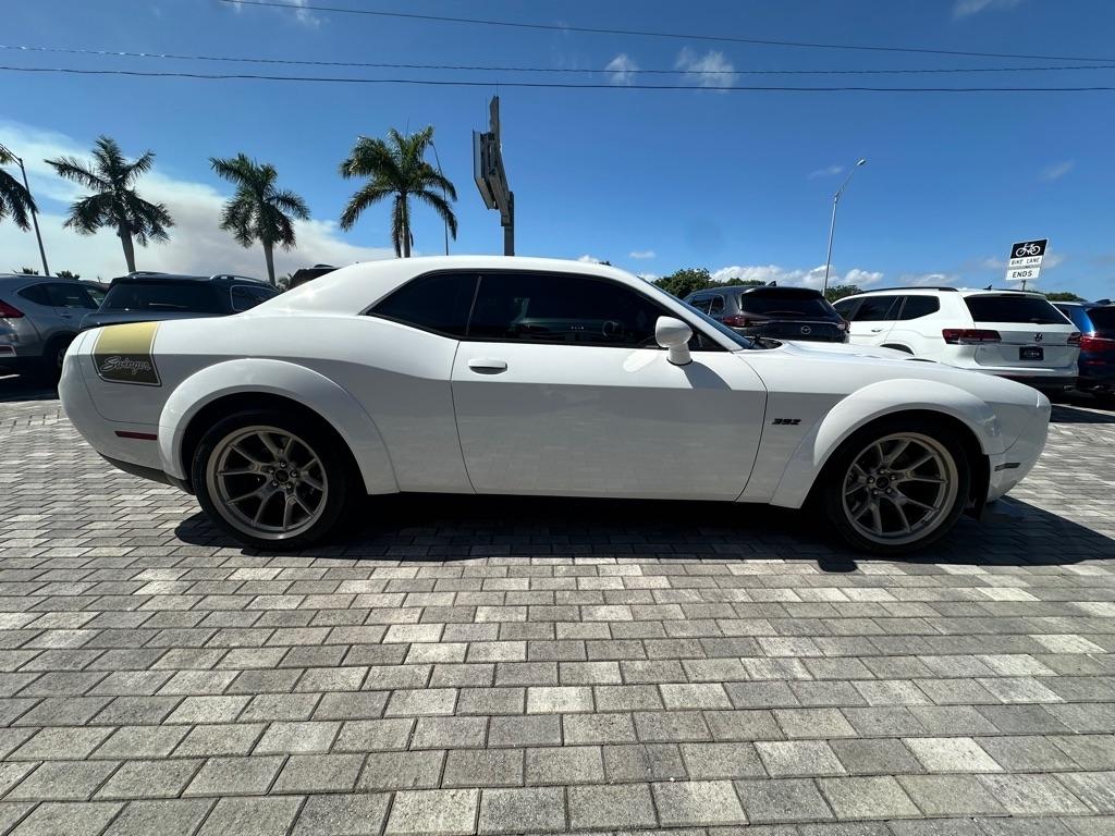 Dodge Challenger  2023