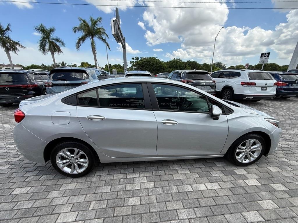 Chevrolet Cruze 4dr Sdn LS 2019