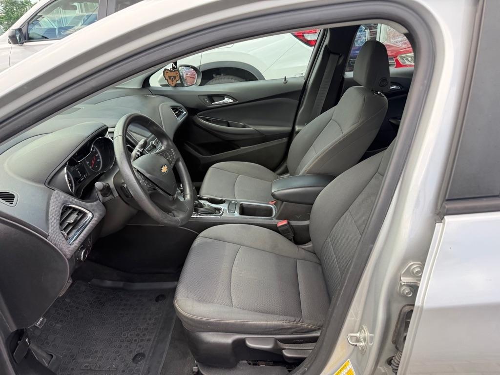 Chevrolet Cruze 4dr Sdn LS 2019