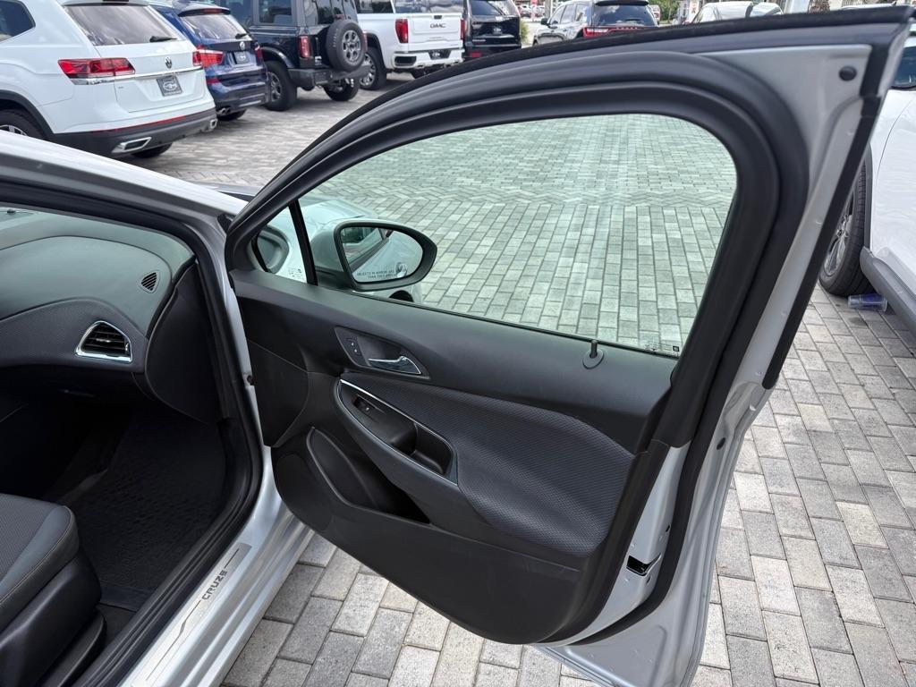 Chevrolet Cruze 4dr Sdn LS 2019