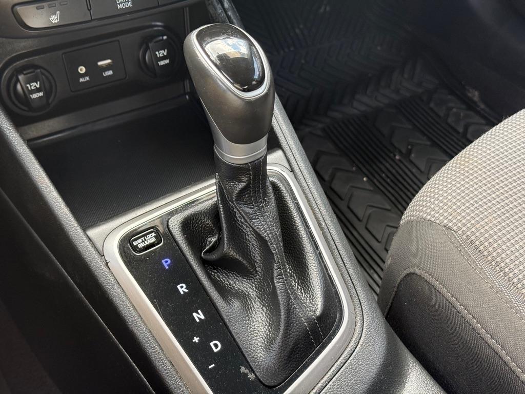 Hyundai Accent Limited Sedan IVT 2021