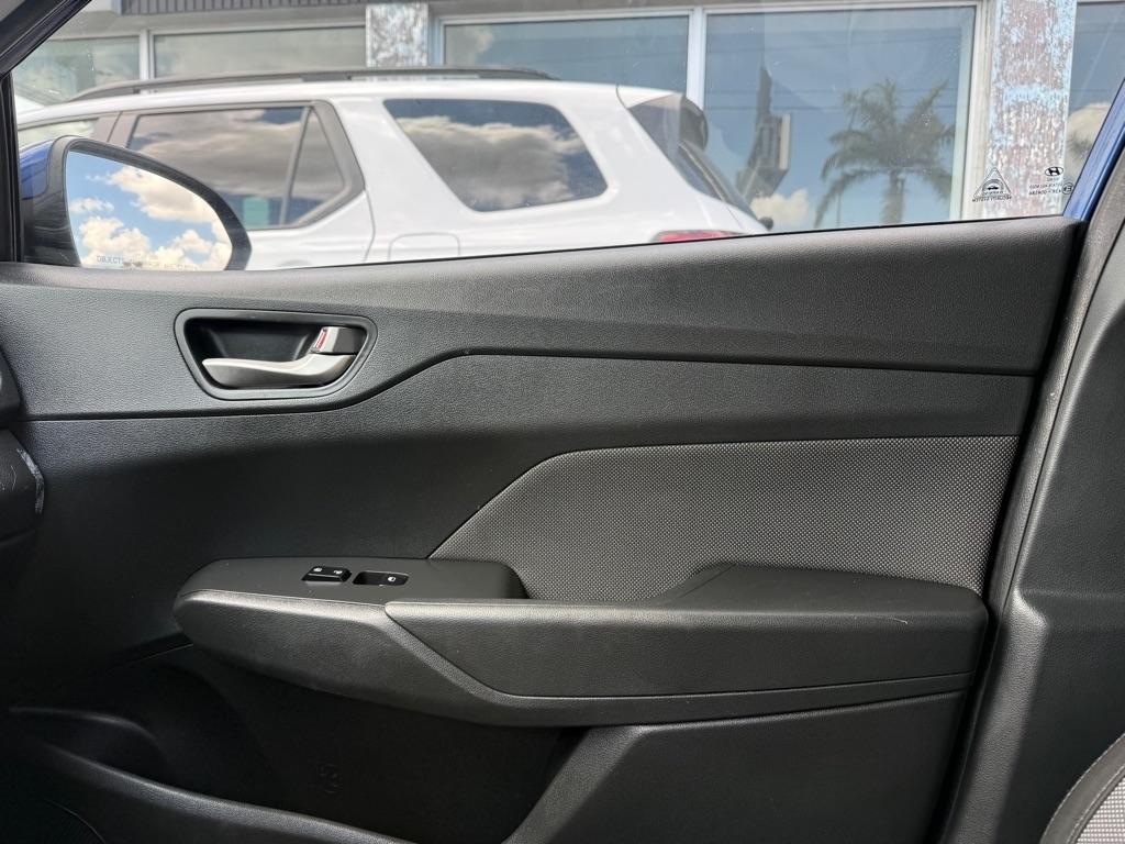 Hyundai Accent Limited Sedan IVT 2021
