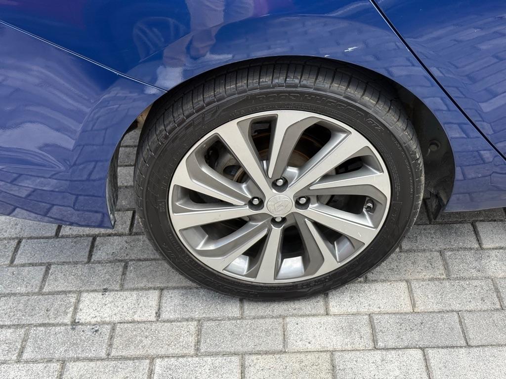 Hyundai Accent Limited Sedan IVT 2021