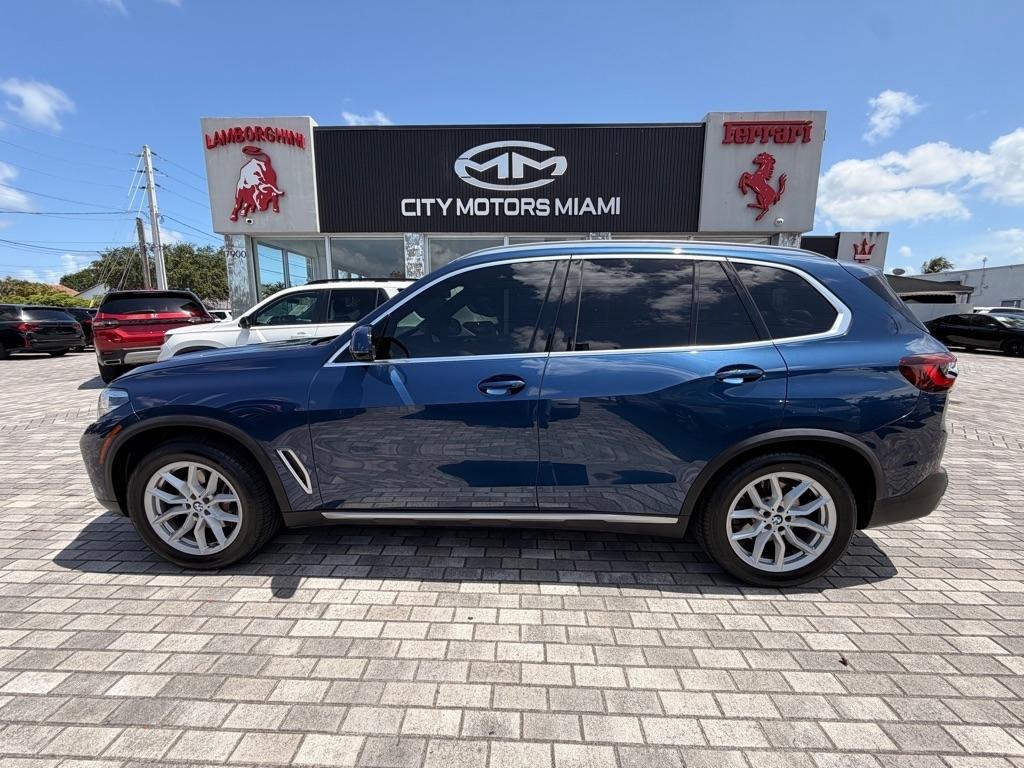 BMW X5 sDrive40i Sports Activity Vehicle 2022
