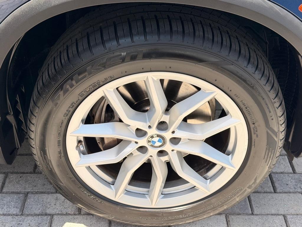 BMW X5 sDrive40i Sports Activity Vehicle 2022